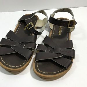 New Hoy Salt Water Sandals sz 7 brown